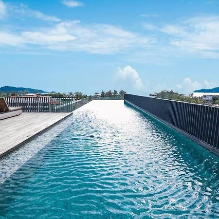 Patong Rooftop Pool Luxury Condo With Bathtub And Sofa Bed Big Balcony Exterior photo